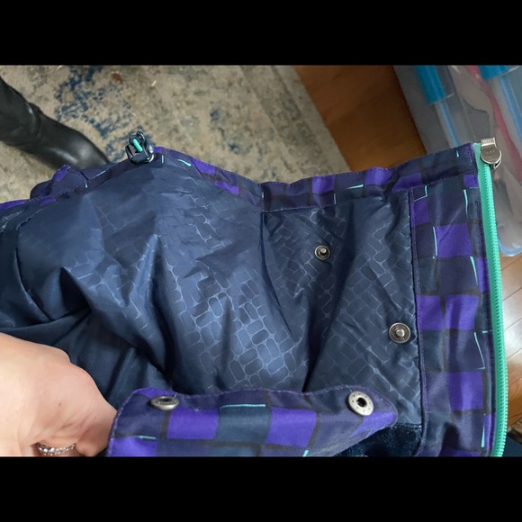 Columbia - Women’s Omni-Tech and Omni-Heat Jacket - EUC - Picture 12 of 16